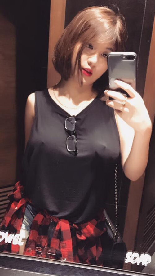 “足球+文化+科技”融合创新发布会在多个城市同步举行，行业开启新格局